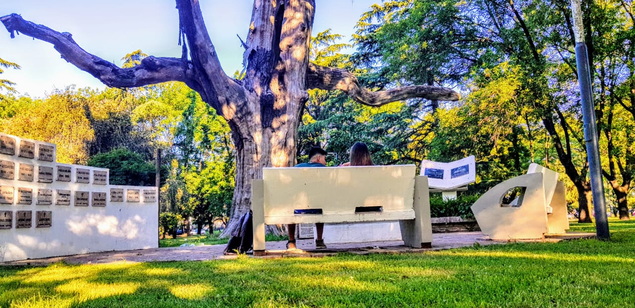 Postales de la ciudad: el Rincón de los Poetas