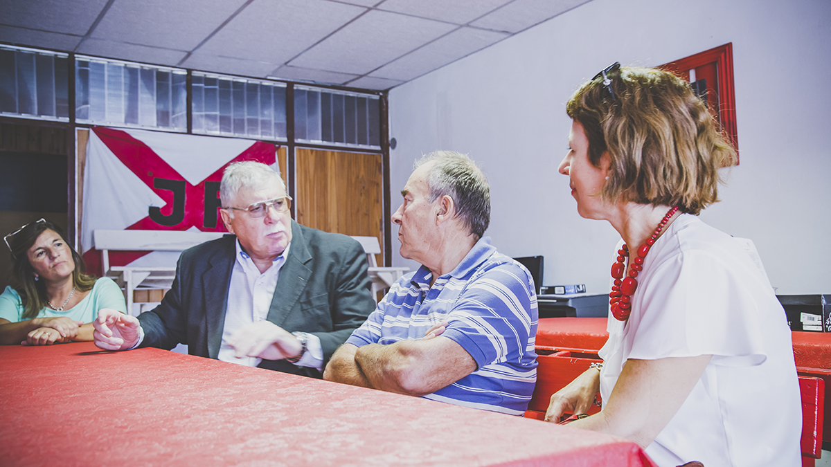 El Senador López, en Tres Lomas