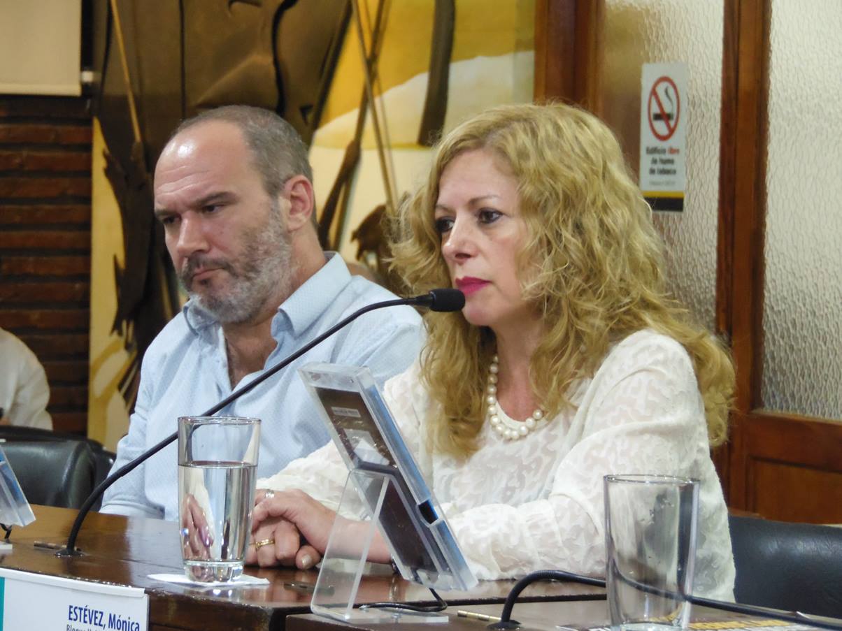 Larrosa y Estévez destacaron sus aportes a la política de viviendas
