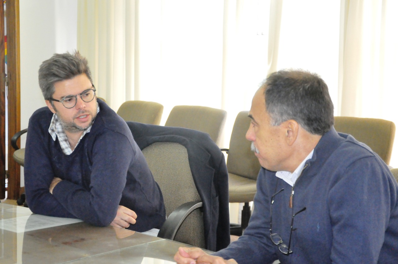 Martín Sotullo Lanz y una reunión de trabajo en la Cooperativa Eléctrica