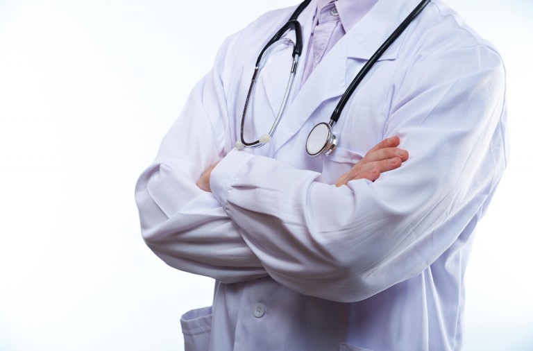 IOMA anunció que denunciará a los médicos que cobren el plus de “gastos de consultorio”