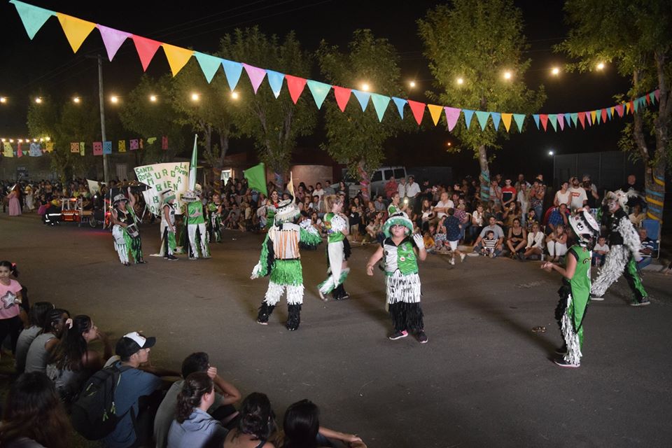 De Bary, y un carnaval multitudinario