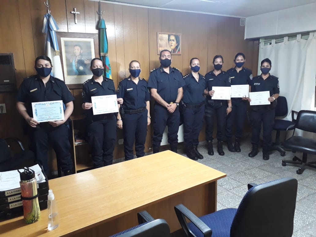 La Policía reconoció a los efectivos que trabajaron en los operativos del Covid