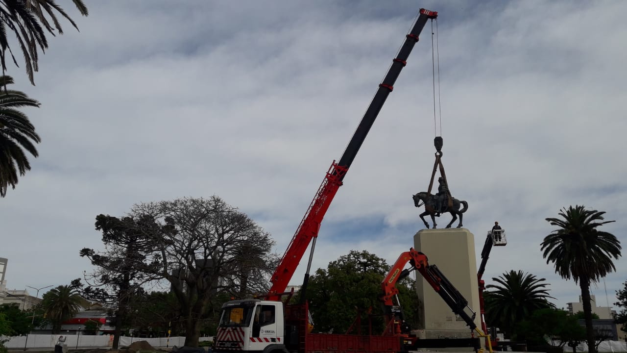 Comenzaron los trabajos para trasladar el Monumento del General San Martín