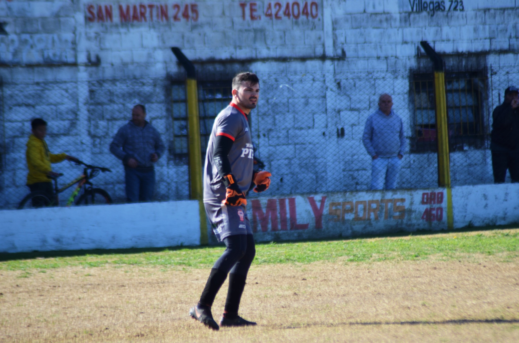 Un jugador pidió sanciones a la Liga Trenquelauquense por una discriminación