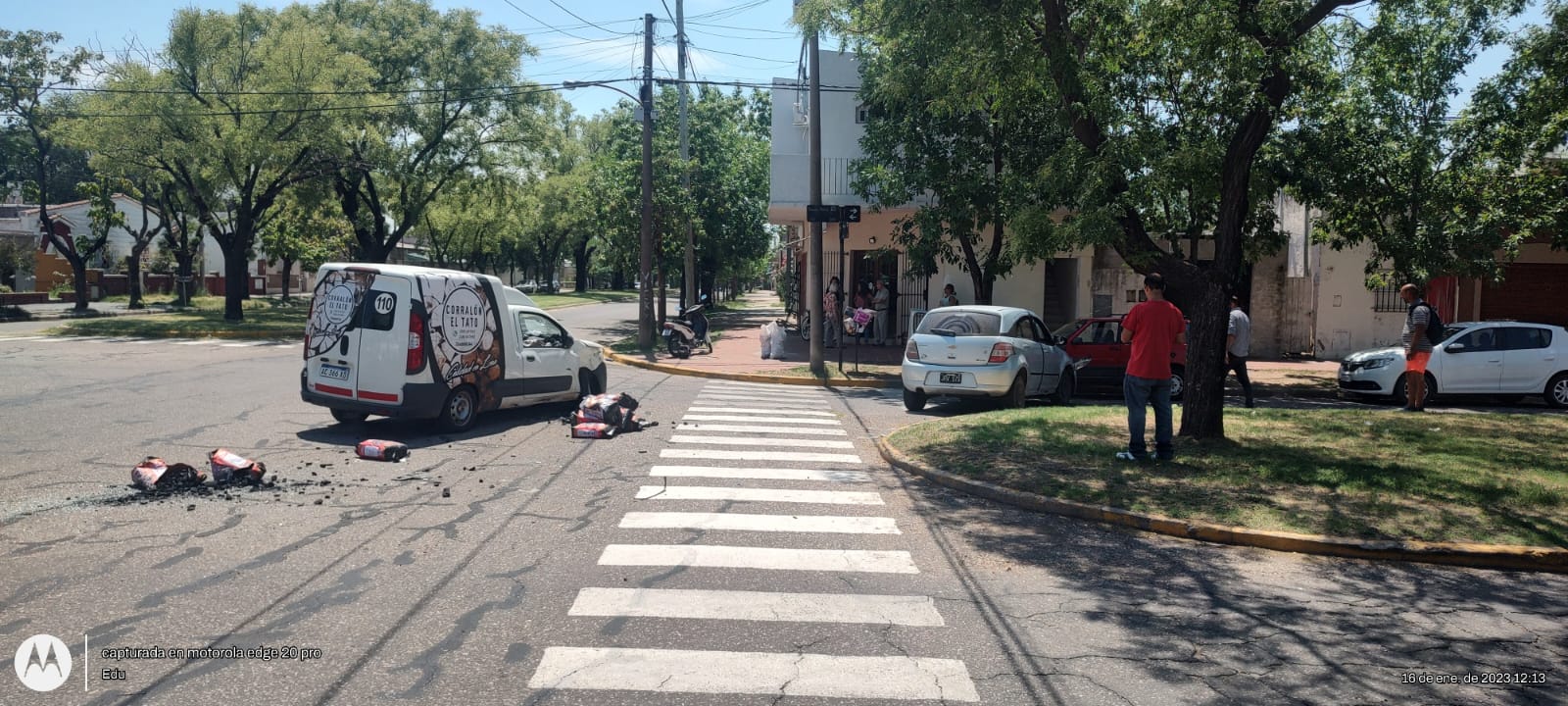 Fuerte choque en la esquina de Pellegrini y Sáenz Peña