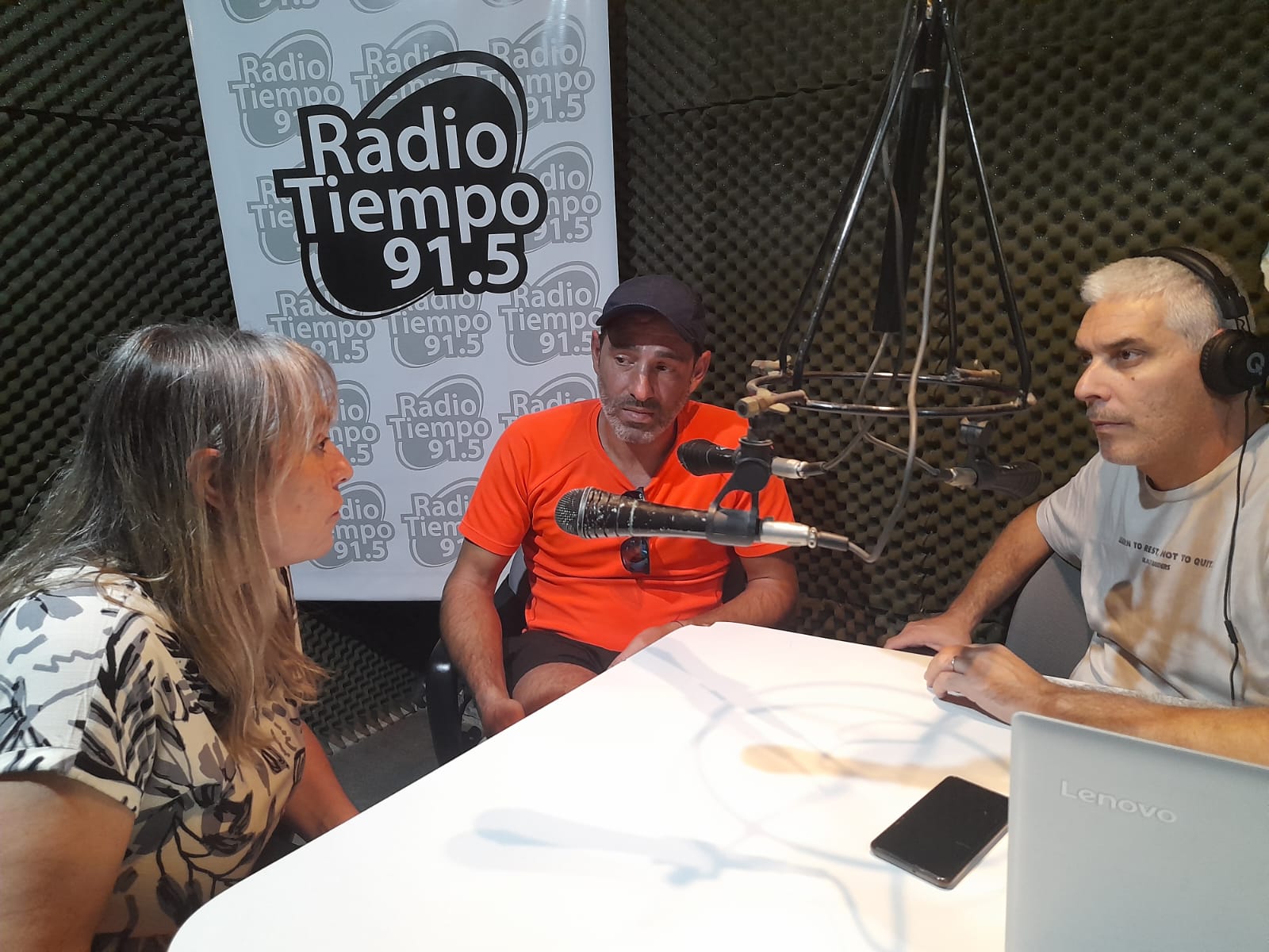 Desde la Escuela de Guardavidas impulsan la concientización para la colocación y uso de desfibriladores