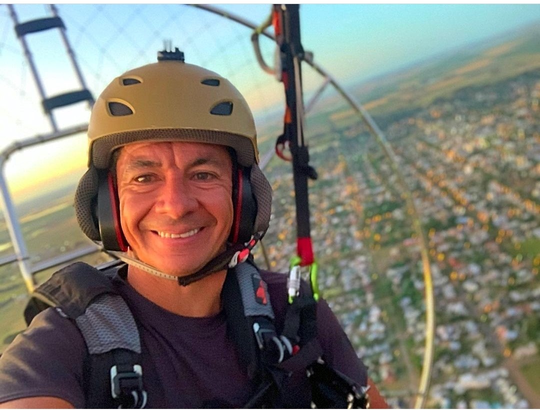 Gustavo Richieri: un loco del aire que desafía todos los límites