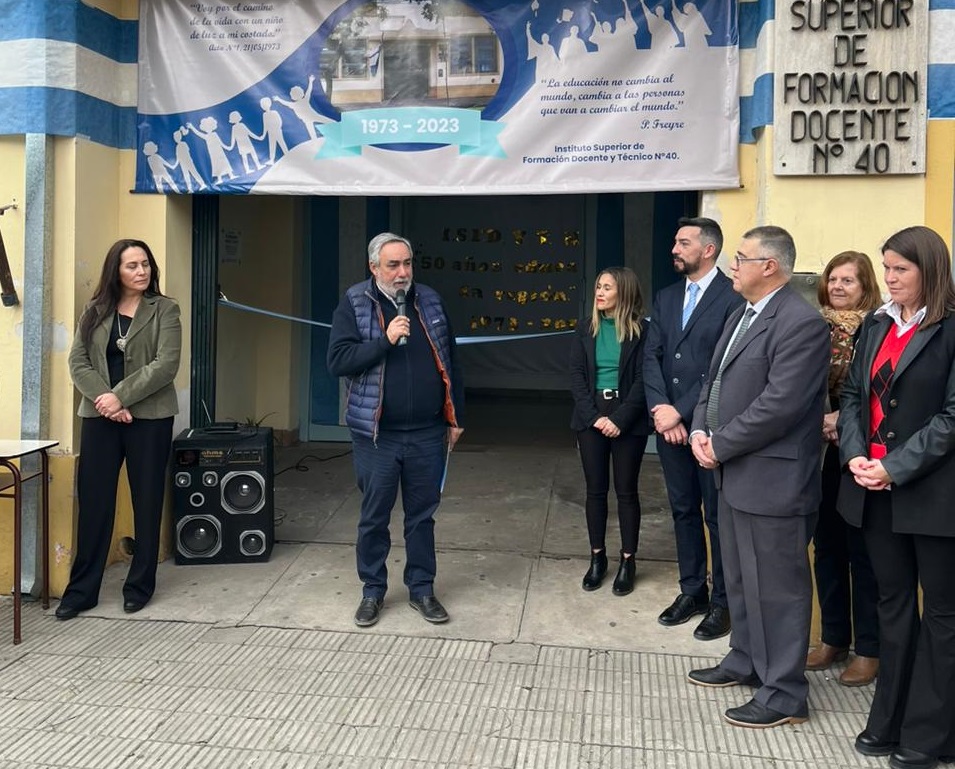 Fernández anunció la construcción de un nuevo edificio para el Instituto 40