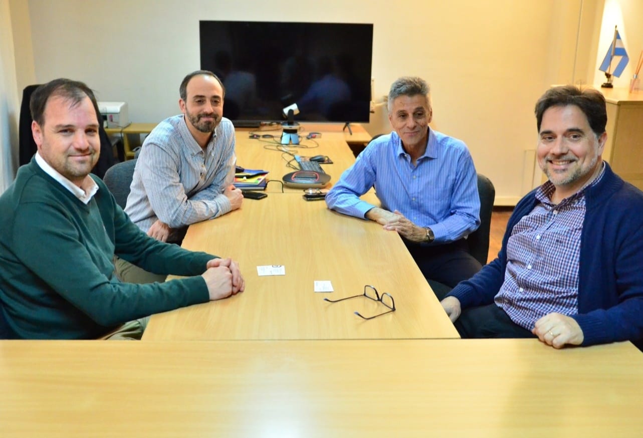 Con un acuerdo con la UBA se dictarán nuevas carreras en idiomas en Rivadavia