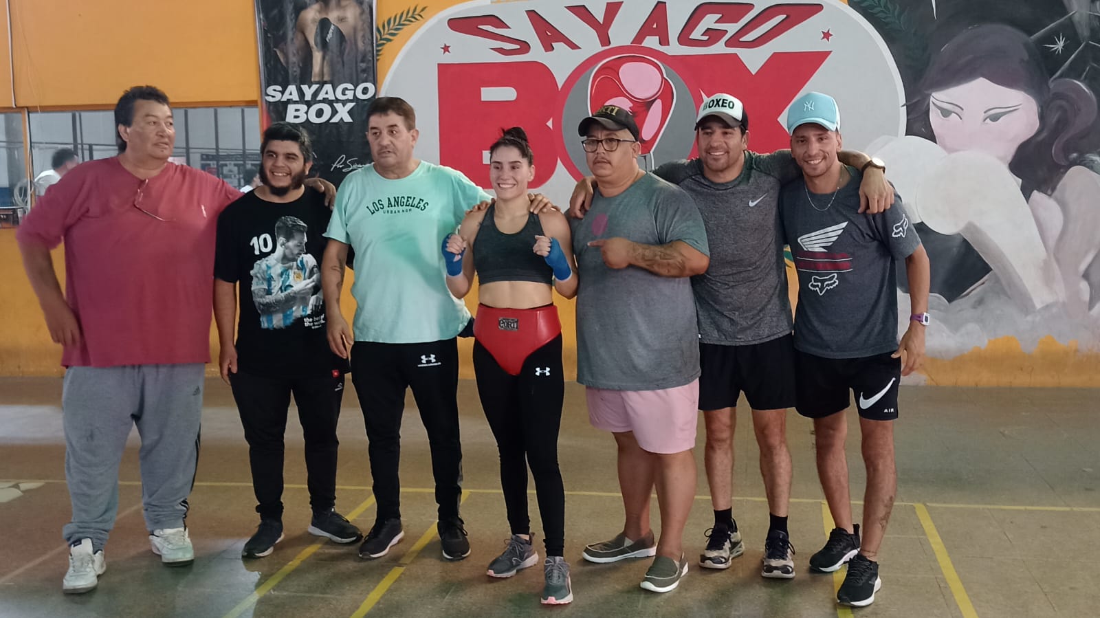 Una campeona argentina de boxeo entrenó en el gimnasio de Sayago Box