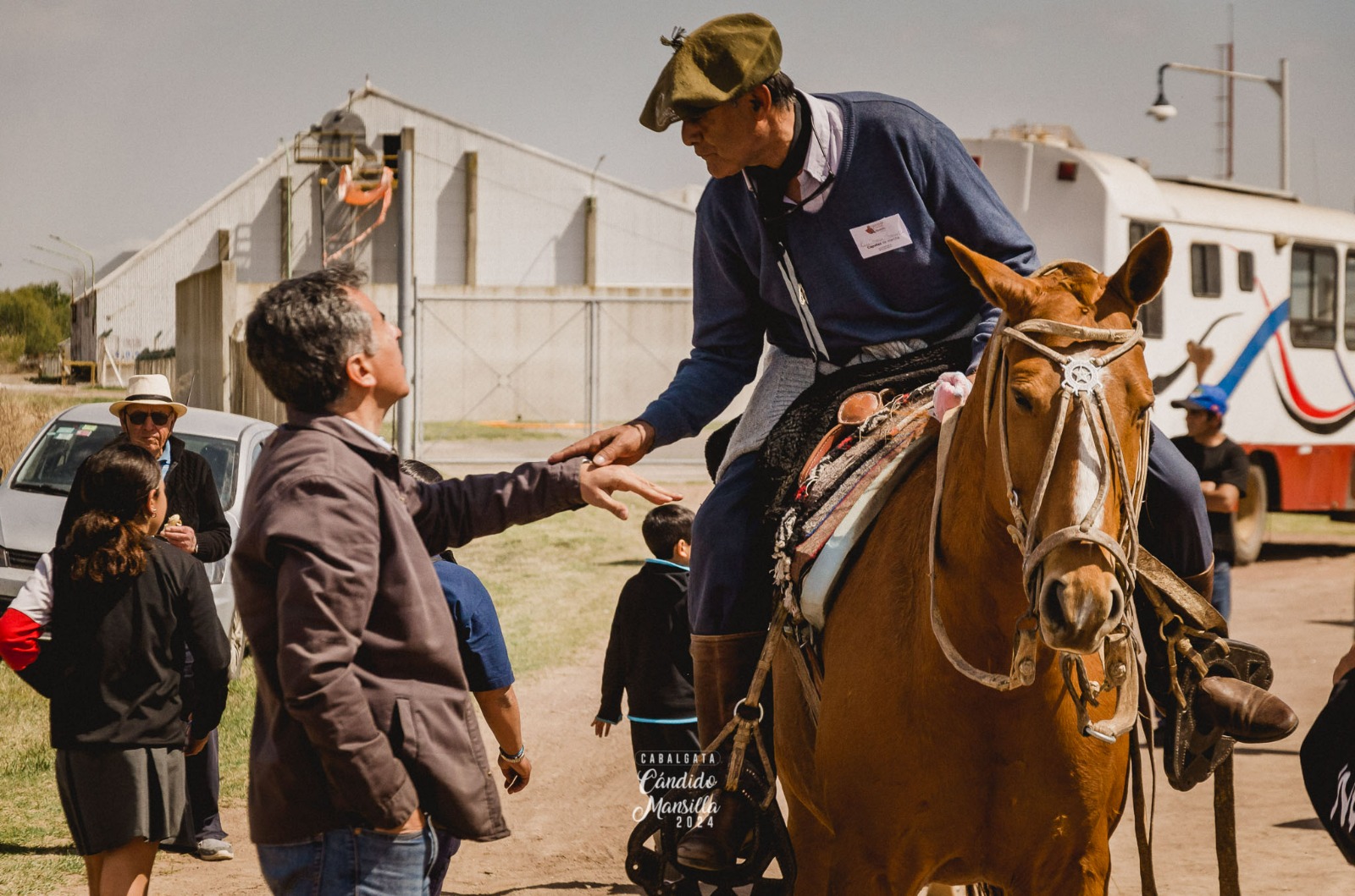 Rivadavia: Con más de 400 inscriptos, comenzó la cabalgata del 114° Aniversario