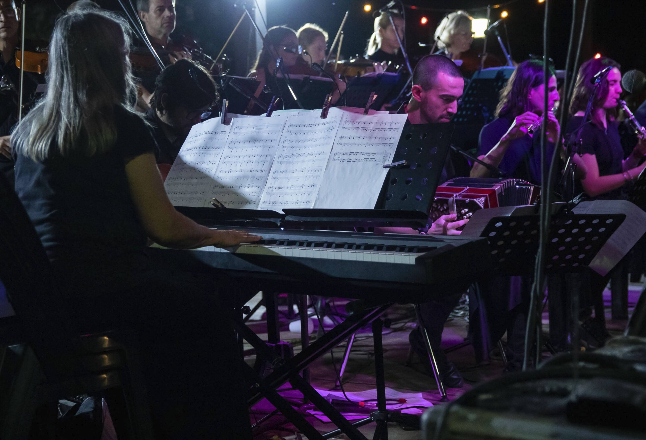 La magia del tango en la Plaza San Martín en una noche que terminó a pura milonga